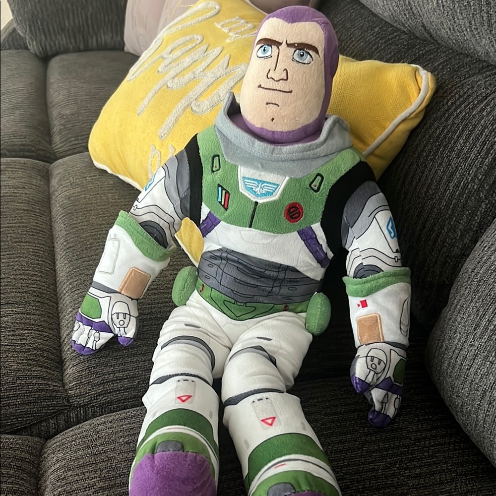 Buzz Lightyear Plush Toy like New, grandson tell me he’s to old now to play with